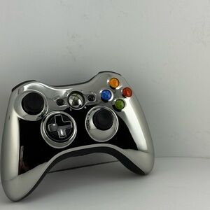 XBOX 360 Silver Gaming Controller